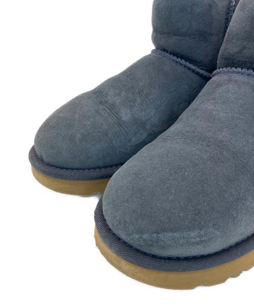 UGG（アグ）UGG (アグ) クラシック ミニ II ネイビー サイズ:23の古着・服飾アイテム