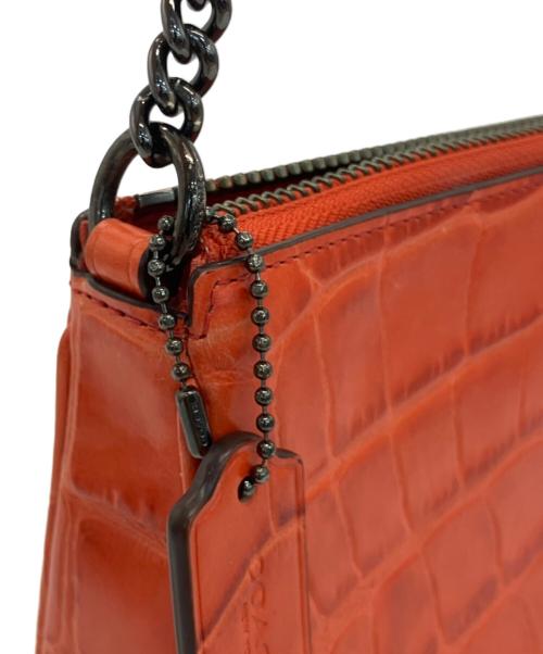 COACH（コーチ）COACH (コーチ) クロコ型チェーンハンドバッグ レッドの古着・服飾アイテム
