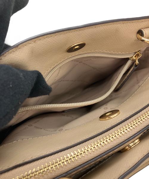 MICHAEL KORS（マイケル・コース）MICHAEL KORS (マイケル・コース) 2WAYバッグ ベージュの古着・服飾アイテム