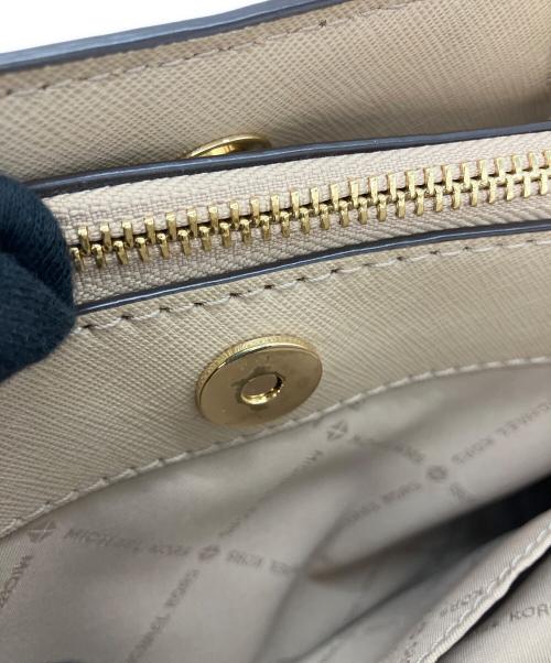 MICHAEL KORS（マイケル・コース）MICHAEL KORS (マイケル・コース) 2WAYバッグ ベージュの古着・服飾アイテム