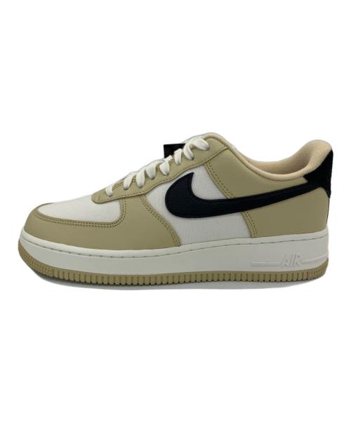 NIKE（ナイキ）NIKE (ナイキ) AIR FORCE 1 '07 ホワイト×ベージュ サイズ:26.5の古着・服飾アイテム