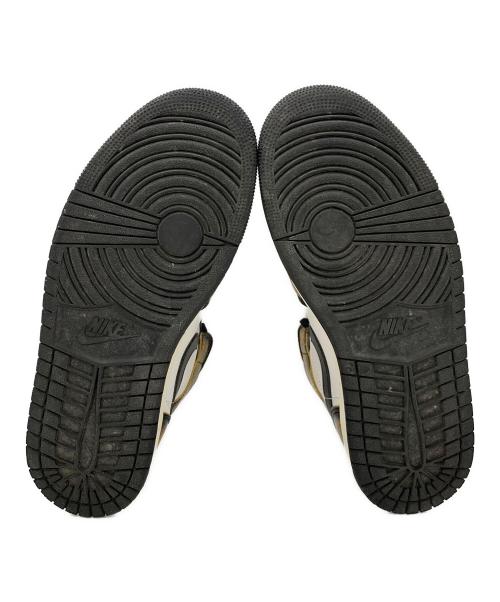 NIKE（ナイキ）NIKE (ナイキ) スニーカー ホワイト×ブラウン サイズ:27.5の古着・服飾アイテム