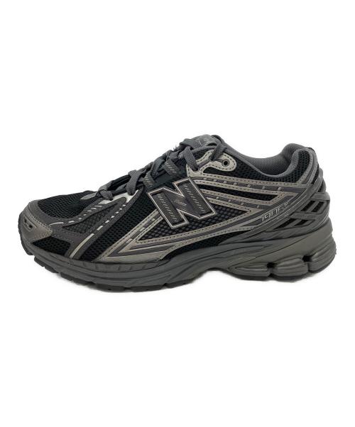 NEW BALANCE（ニューバランス）NEW BALANCE (ニューバランス) スニーカー グレー×ブラック サイズ:26.5の古着・服飾アイテム