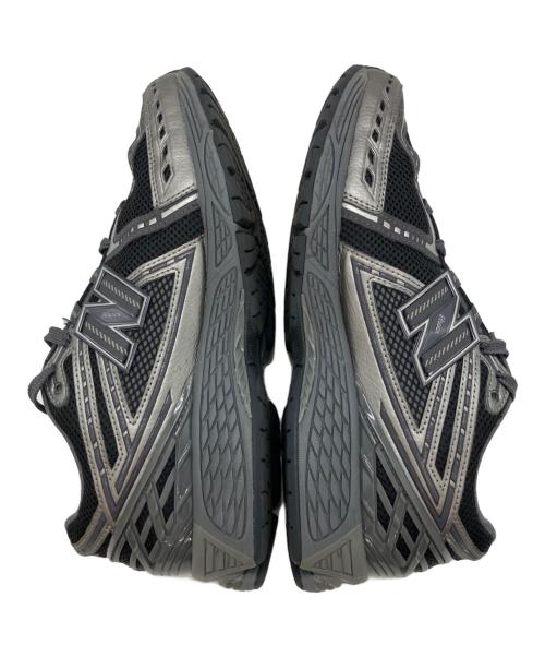NEW BALANCE（ニューバランス）NEW BALANCE (ニューバランス) スニーカー グレー×ブラック サイズ:26.5の古着・服飾アイテム