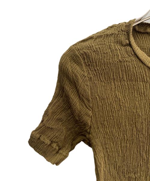 ISSEY MIYAKE（イッセイミヤケ）ISSEY MIYAKE (イッセイミヤケ) 半袖カットソー カーキ サイズ:２の古着・服飾アイテム