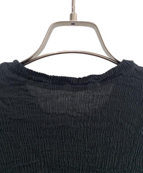 ISSEY MIYAKE（イッセイミヤケ）ISSEY MIYAKE (イッセイミヤケ) 半袖カットソー ブラック サイズ:２の古着・服飾アイテム