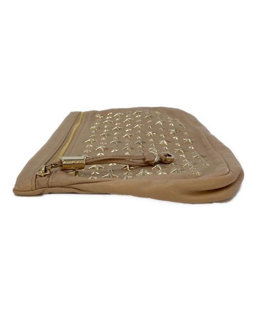 JIMMY CHOO（ジミーチュウ）JIMMY CHOO (ジミーチュウ) スタースタッズクラッチバッグ ベージュ×ゴールドの古着・服飾アイテム
