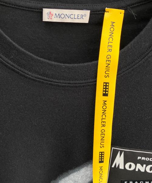MONCLER（モンクレール）MONCLER (モンクレール) FRAGMENT (フラッグメント) 半袖カットソー ブラック×ホワイト サイズ:Lの古着・服飾アイテム