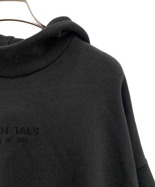 FOG ESSENTIALS（フィアオブゴッド エッセンシャル）FOG ESSENTIALS (フィアオブゴッド エッセンシャル) プルオーバーパーカー ブラック サイズ:Ｓの古着・服飾アイテム