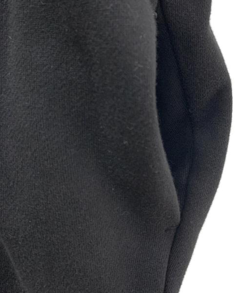 FOG ESSENTIALS（フィアオブゴッド エッセンシャル）FOG ESSENTIALS (フィアオブゴッド エッセンシャル) プルオーバーパーカー ブラック サイズ:Ｓの古着・服飾アイテム