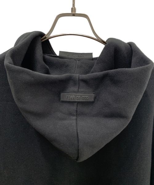 FOG ESSENTIALS（フィアオブゴッド エッセンシャル）FOG ESSENTIALS (フィアオブゴッド エッセンシャル) プルオーバーパーカー ブラック サイズ:Ｓの古着・服飾アイテム