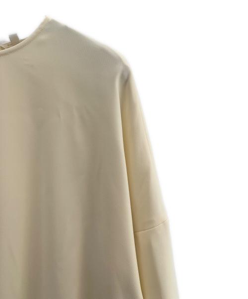 ENFOLD（エンフォルド）ENFOLD (エンフォルド) CENTER-SLIT PULLOVER アイボリー サイズ:.38の古着・服飾アイテム