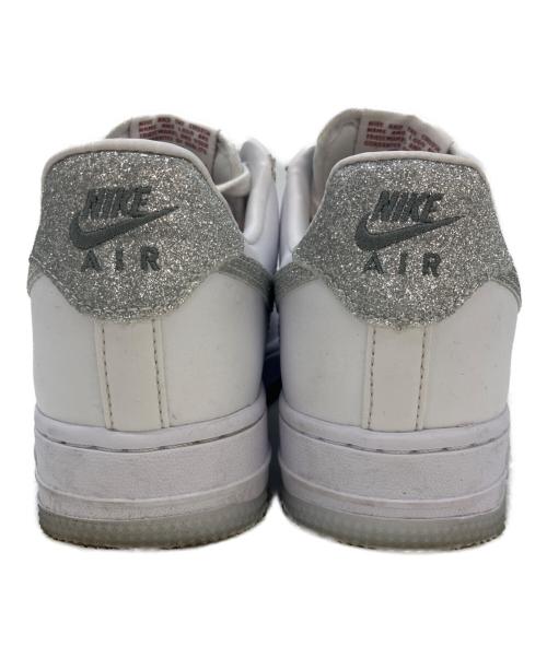 NIKE（ナイキ）NIKE (ナイキ) AIR FORCE 1 07 LX ホワイト×シルバー サイズ:24の古着・服飾アイテム