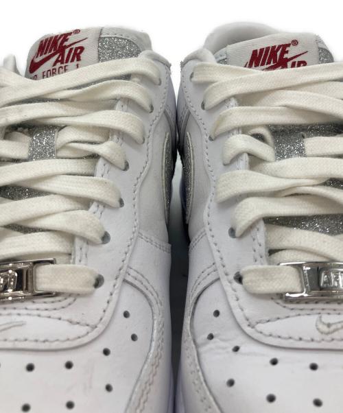 NIKE（ナイキ）NIKE (ナイキ) AIR FORCE 1 07 LX ホワイト×シルバー サイズ:24の古着・服飾アイテム