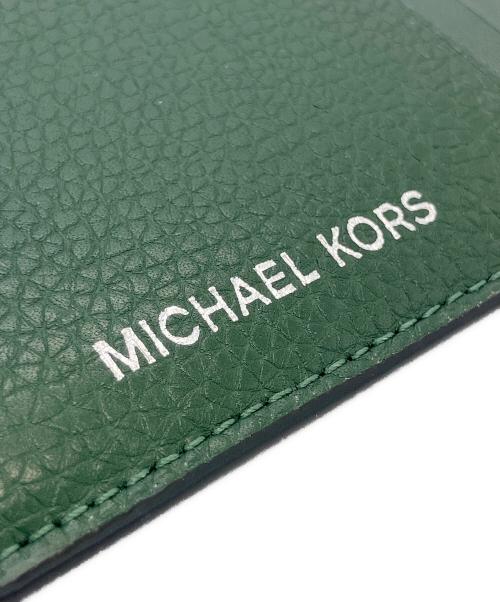 MICHAEL KORS（マイケルコース）MICHAEL KORS (マイケルコース) パスケース グリーンの古着・服飾アイテム