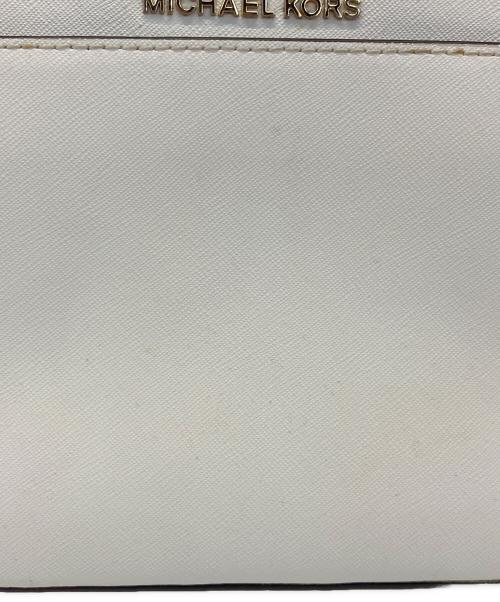 MICHAEL KORS（マイケルコース）MICHAEL KORS (マイケルコース) ショルダーバッグ ホワイトの古着・服飾アイテム