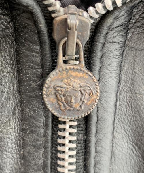 VERSACE（ヴェルサーチェ）VERSACE (ヴェルサーチェ) レザージャケット ブラック サイズ:Ｍの古着・服飾アイテム