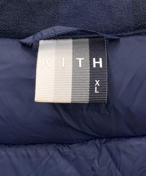 KITH（キス）KITH (キス) 中綿ジャケット ネイビー×レッド サイズ:XLの古着・服飾アイテム