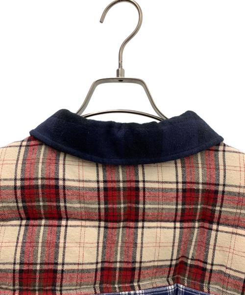 KITH（キス）KITH (キス) 中綿ジャケット ネイビー×レッド サイズ:XLの古着・服飾アイテム