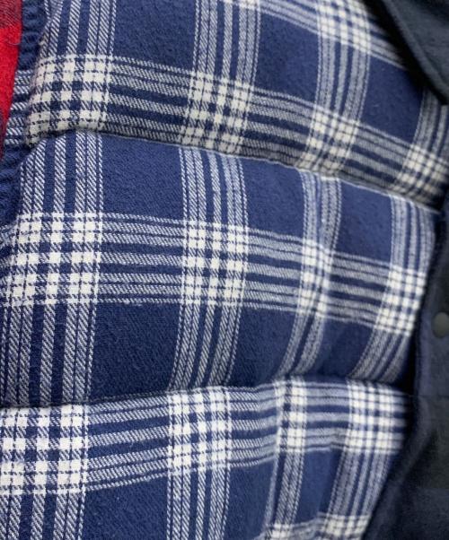 KITH（キス）KITH (キス) 中綿ジャケット ネイビー×レッド サイズ:XLの古着・服飾アイテム