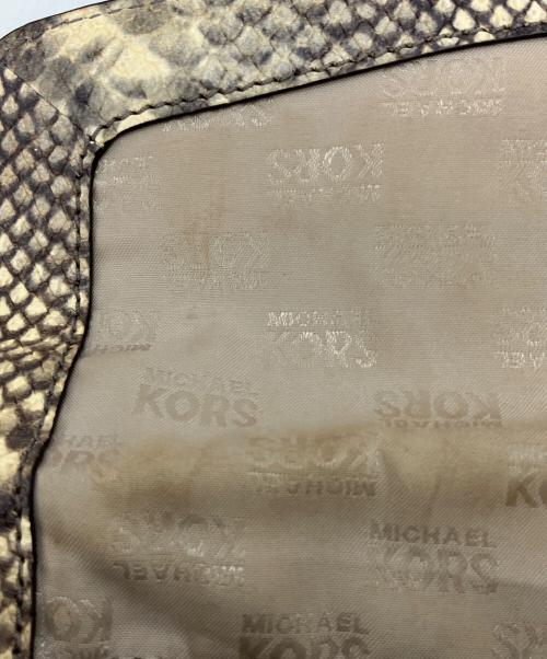 MICHAEL KORS（マイケルコース）MICHAEL KORS (マイケルコース) ショルダーバッグ ベージュの古着・服飾アイテム