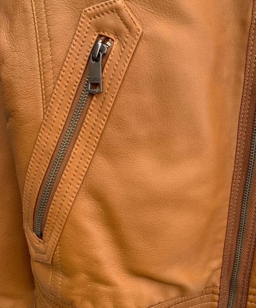 BURBERRY BLACK LABEL（バーバリーブラックレーベル）BURBERRY BLACK LABEL (バーバリーブラックレーベル) レザージャケット ブラウン サイズ:Ｍの古着・服飾アイテム