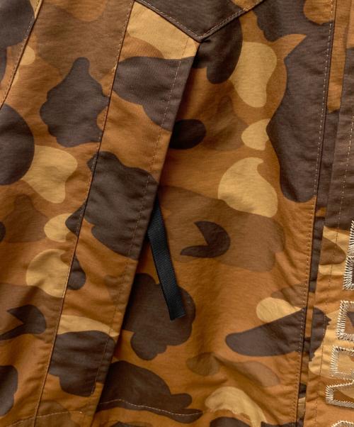 A BATHING APE（アベイシングエイプ）A BATHING APE (アベイシングエイプ) マウンテンパーカー ブラウン サイズ:XLの古着・服飾アイテム