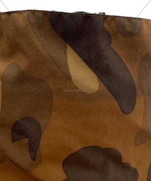 A BATHING APE（アベイシングエイプ）A BATHING APE (アベイシングエイプ) マウンテンパーカー ブラウン サイズ:XLの古着・服飾アイテム