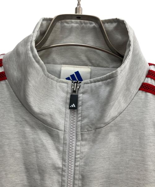 adidas（アディダス）adidas (アディダス) ジップパーカー グレー×レッド サイズ:Ｓの古着・服飾アイテム