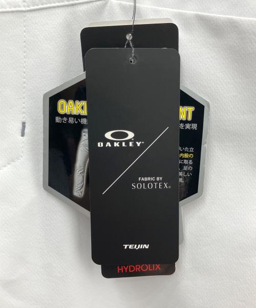OAKLEY（オークリー）OAKLEY (オークリー) ゴルフパンツ ホワイト サイズ:36 未使用品の古着・服飾アイテム
