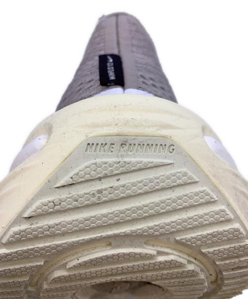 NIKE（ナイキ）NIKE (ナイキ) ローカットスニーカー グレー サイズ:27cmの古着・服飾アイテム