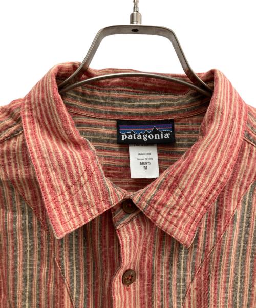 Patagonia（パタゴニア）Patagonia (パタゴニア) 半袖シャツ レッド×グリーン サイズ:Ｍの古着・服飾アイテム