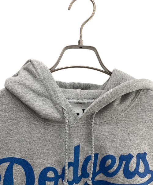 Sanrio（サンリオ）Sanrio (サンリオ) Dodgers (ドジャース) パーカー グレー サイズ:Ｍの古着・服飾アイテム