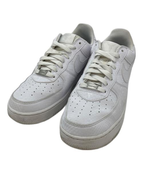 NIKE（ナイキ）NIKE (ナイキ) Kobe Bryant × Nike Air Force 1 ホワイト サイズ:26.5の古着・服飾アイテム