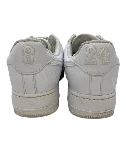 NIKE（ナイキ）NIKE (ナイキ) Kobe Bryant × Nike Air Force 1 ホワイト サイズ:26.5の古着・服飾アイテム