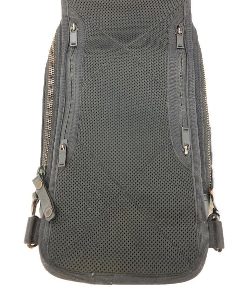 PORTER（ポーター）PORTER (ポーター) ボディーバッグ ブラックの古着・服飾アイテム