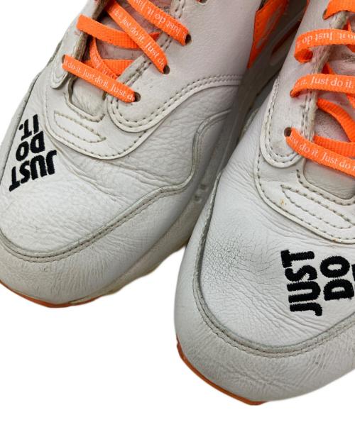 NIKE（ナイキ）NIKE (ナイキ) ローカットスニーカー ホワイト×オレンジ サイズ:25.5の古着・服飾アイテム