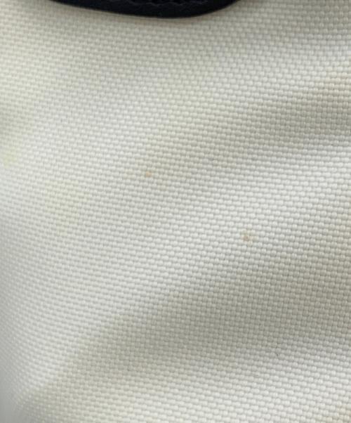 CHANEL（シャネル）CHANEL (シャネル) リュック ホワイトの古着・服飾アイテム