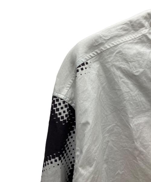 LOUIS VUITTON（ルイ ヴィトン）LOUIS VUITTON (ルイ ヴィトン) LOUIS VUITTON/長袖シャツモノグラム グラデーション ホワイト×ブラウン サイズ:Lの古着・服飾アイテム