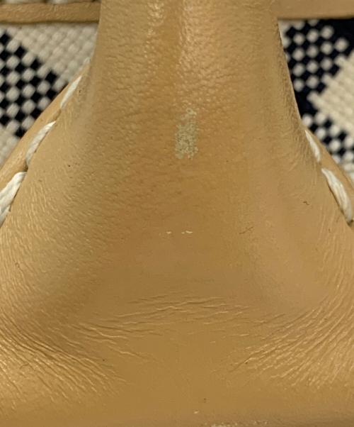 BURBERRY LONDON（バーバリーロンドン）BURBERRY LONDON (バーバリーロンドン) ハンドバッグ ベージュの古着・服飾アイテム