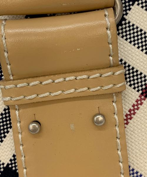 BURBERRY LONDON（バーバリーロンドン）BURBERRY LONDON (バーバリーロンドン) ハンドバッグ ベージュの古着・服飾アイテム