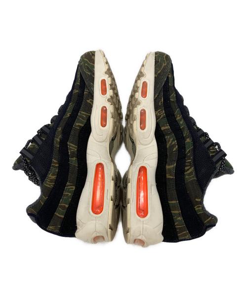 NIKE（ナイキ）NIKE (ナイキ) CarHartt (カーハート) ローカットスニーカー グリーン×ブラック サイズ:US9の古着・服飾アイテム