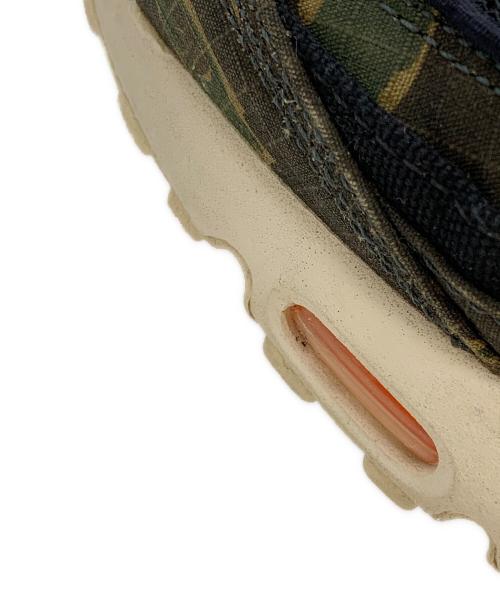 NIKE（ナイキ）NIKE (ナイキ) CarHartt (カーハート) ローカットスニーカー グリーン×ブラック サイズ:US9の古着・服飾アイテム