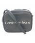 Calvin Klein（カルバンクライン）の古着「ショルダーバッグ」｜ブラック