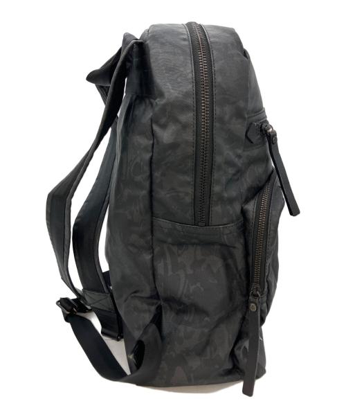 Vivienne Westwood（ヴィヴィアンウエストウッド）Vivienne Westwood (ヴィヴィアンウエストウッド) リュック ブラックの古着・服飾アイテム