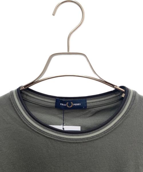 FRED PERRY（フレッドペリー）FRED PERRY (フレッドペリー) 半袖カットソー カーキ サイズ:Lの古着・服飾アイテム