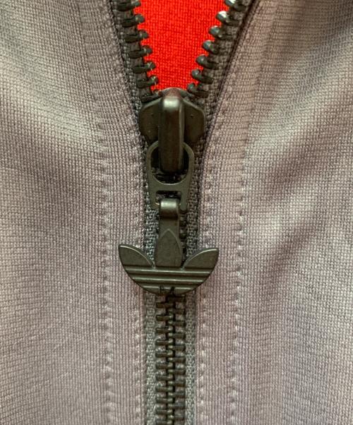 adidas（アディダス）adidas (アディダス) Kareem トラックジャケット グレー サイズ:2XSの古着・服飾アイテム