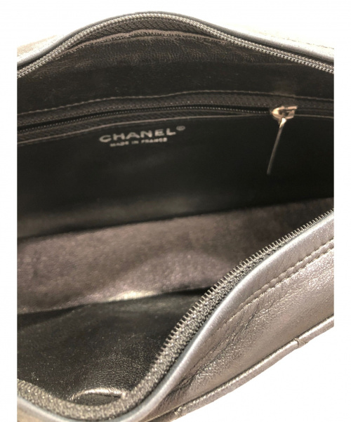 CHANEL（シャネル）CHANEL (シャネル) チェーンショルダーバッグ ブラック×シルバー サイズ:- マトラッセの古着・服飾アイテム