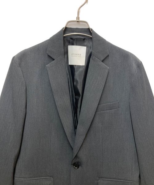 STUDIOUS（ステュディオス）STUDIOUS (ステュディオス) ハイパフォームツイルスリムテーラードジャケット グレー サイズ:SIZE1の古着・服飾アイテム