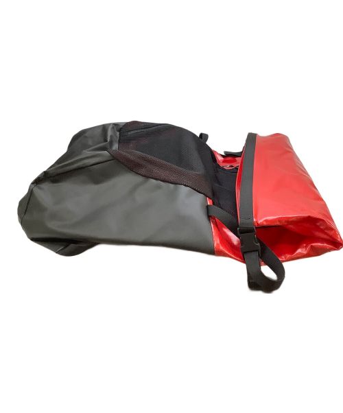 THE NORTH FACE（ザ ノース フェイス）THE NORTH FACE (ザ ノース フェイス) リュック ブラック×レッド 未使用品の古着・服飾アイテム